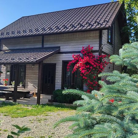 Котедж Кресаня Mykulyčyn Exteriér fotografie