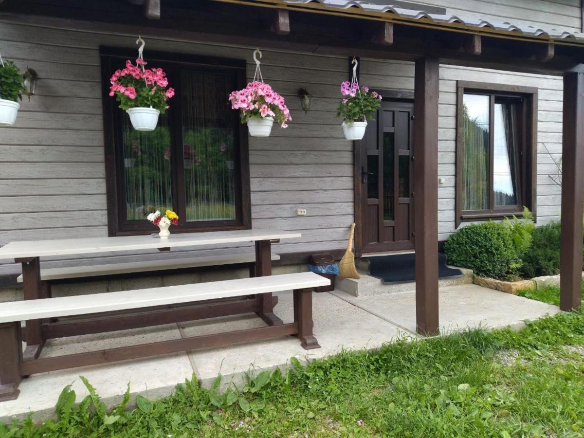 Котедж Кресаня Mykulyčyn Exteriér fotografie